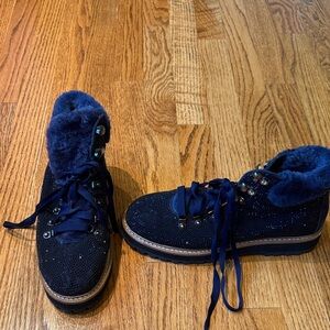 Lola Cruz Woman’s Blue Sparkle Fur Booties Size 40